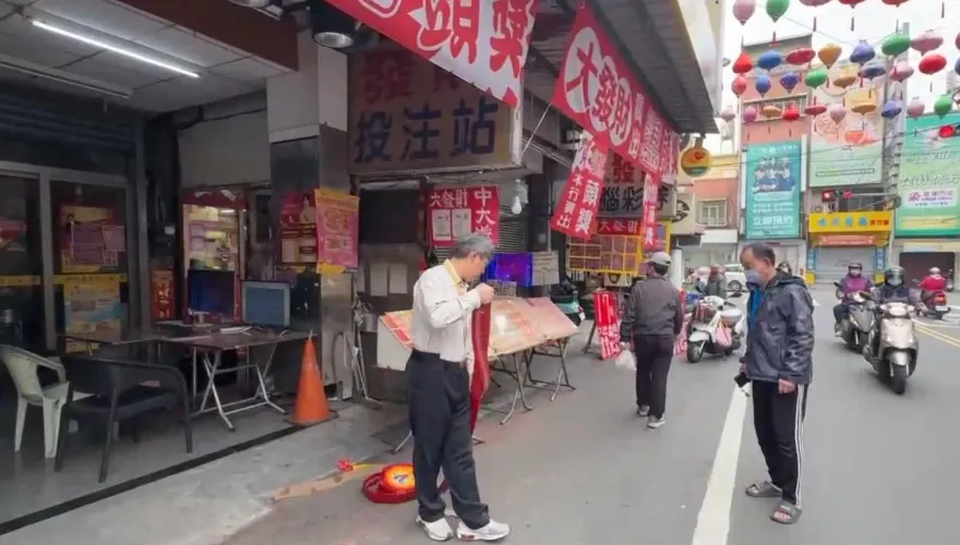 影/大樂透1億頭獎斗六一注獨得　彩券行老闆放炮慶祝