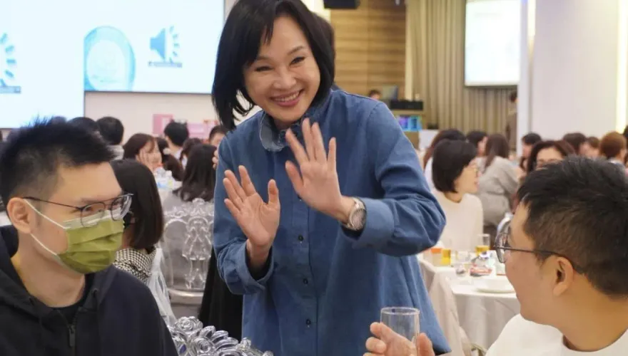 民進黨又翻車！控柯志恩美國曾有房產  本尊霸氣反擊