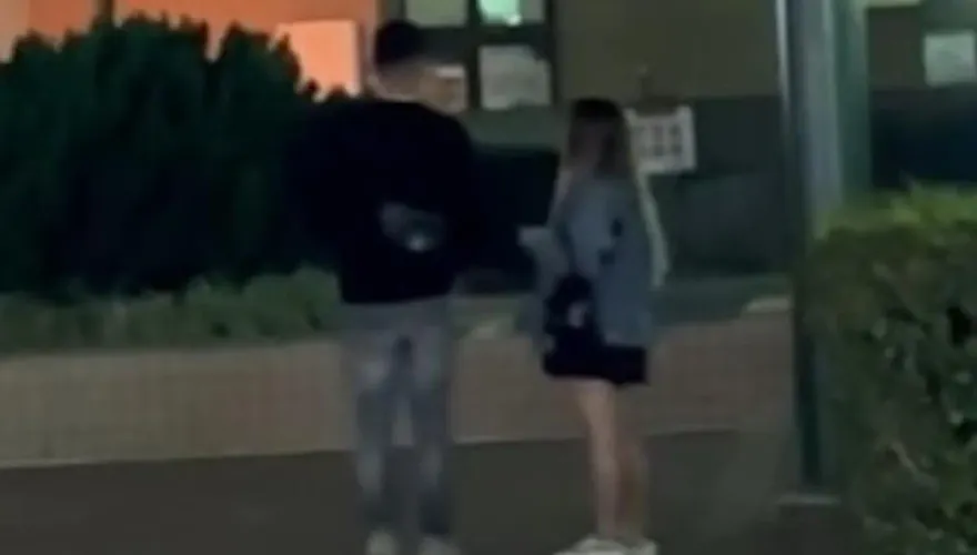 詐騙新手法！港男找落單女子「女廁送衛生棉」…藏恐怖內情
