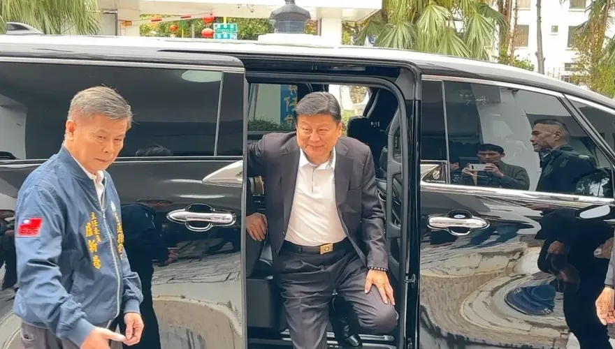 傅崐萁花蓮辦說明會遭嗆　退休師葉霸起身喊「通匪」被請出場