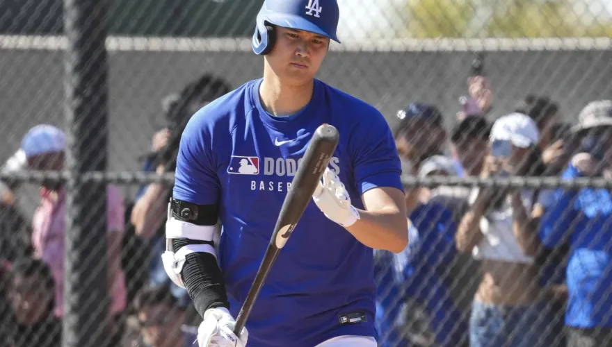 大谷翔平首度實戰練打！斷棒後敲2安　「還好帶3支球棒」