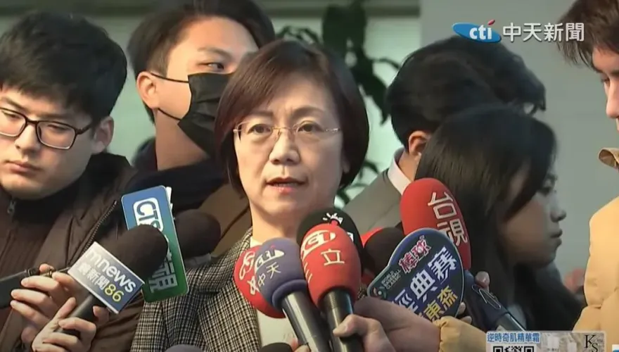 曹興誠未捐清大1500萬假捐款慣犯　翁曉玲再轟他：企圖顛覆政局