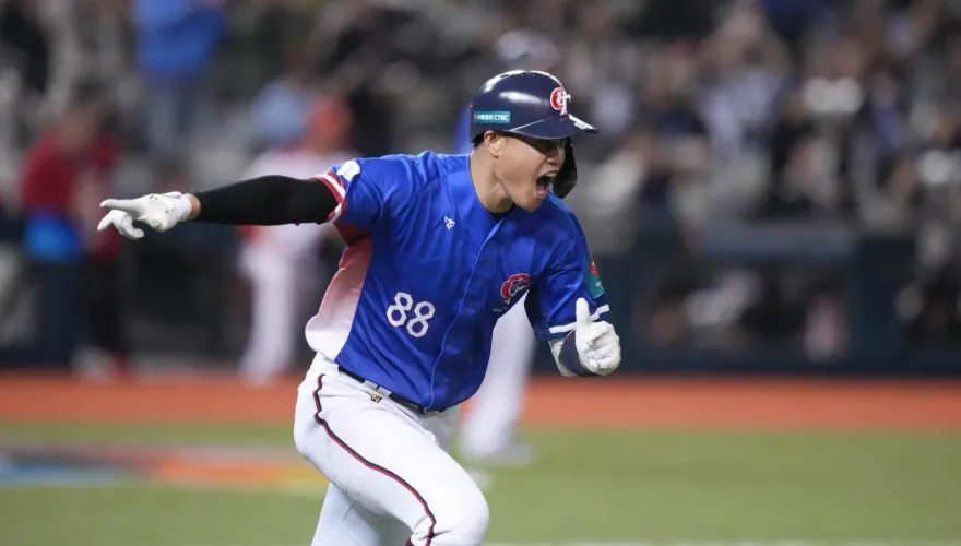 WBCQ 15秒跑出場內全壘打！宋晟睿原是「二刀流」拚勁十足