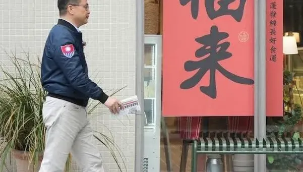 「百萬步走大安」遇民眾飆三字經　羅智強：祝你有美好的一天