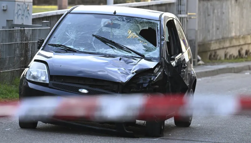 德國驚傳汽車衝撞人群2死10多傷　現場斷肢掉落如煉獄