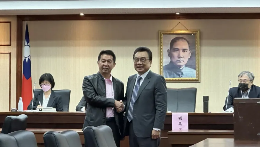 藍白再合！立院新召委出爐　林國成任交通委員會召委