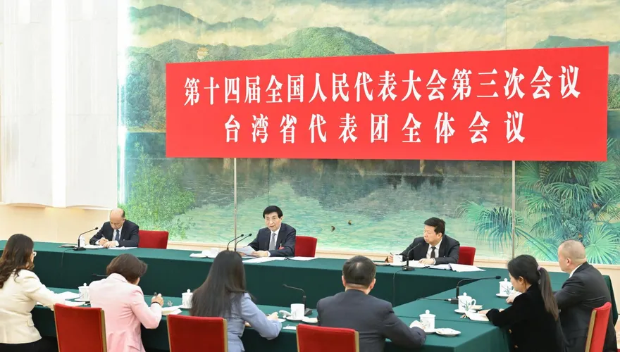 大陸兩會/王滬寧出席台灣代表團審議：堅持九二共識反台獨