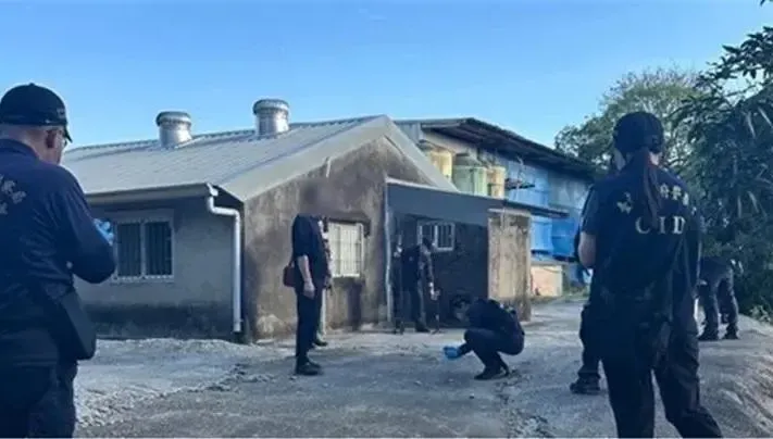 台南惡魔老闆「木棍戳員工眼口」推落橋亡　竟獲交保