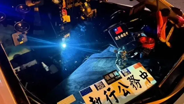 男假冒警在國道攔停轎車　警到場識破開罰送辦