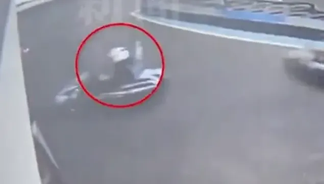 影/開卡丁車「脊椎骨折」！上海女大生不聽指導吞苦果