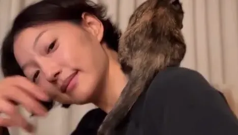為金賽綸發聲開第一槍！　 《鬼怪》李伊：15歲能懂什麼？