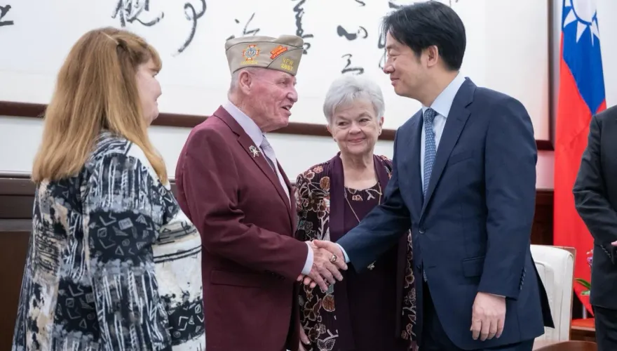 總統賴清德接見美國海外作戰退伍軍人協會總會長等訪賓