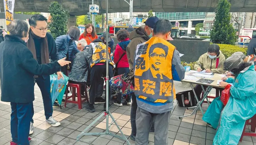 民進黨推大罷免狂加料！藍青年不忍了喊話黨中央：否則將被綠殲滅