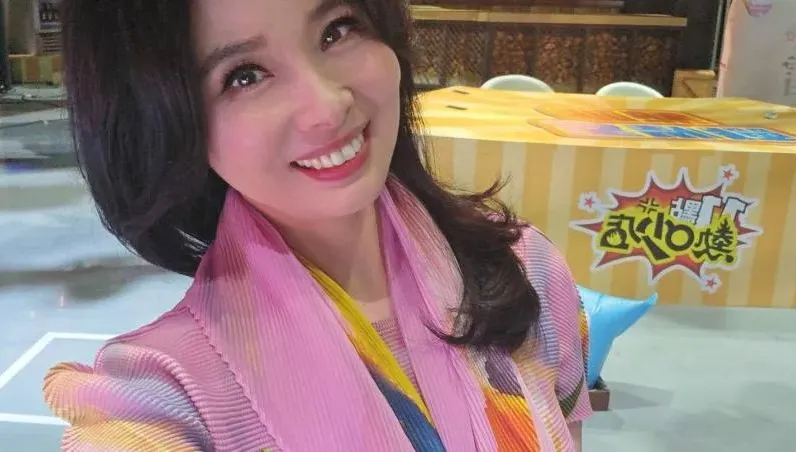 綜藝大哥昔爆熱戀女助理！呂文婉目睹驚人一幕：太辣了