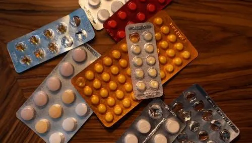 保健品切記勿混吃！　營養師曝後果：可能會互相競爭