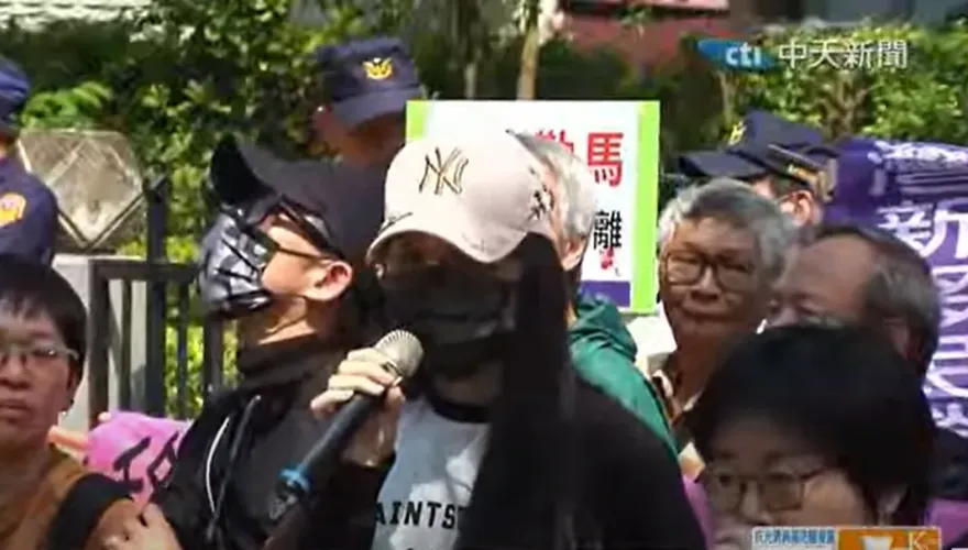 影/陸配亞亞痛訴：綠媒造謠「洗人口」小孩上學遭欺負！
