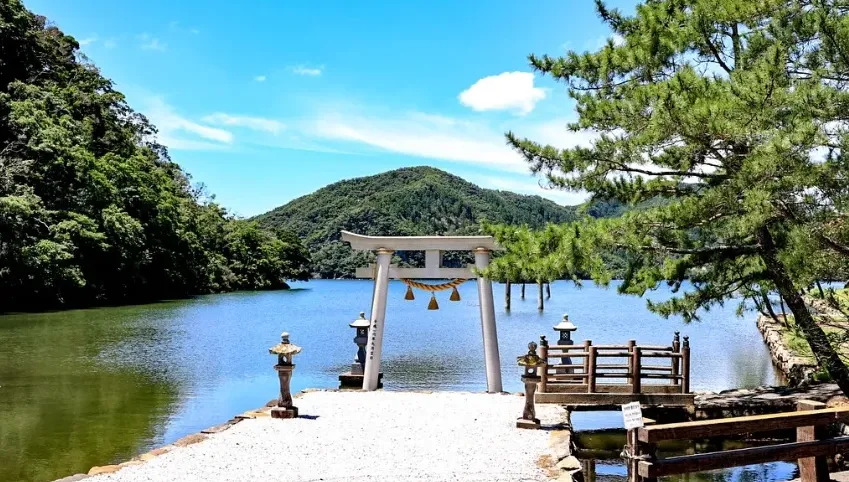難忍外國人不敬行為！日「和多都美神社」全面禁止遊客進入