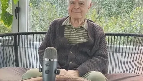 97歲開通Podcast爆紅！阿根廷老翁暢談人生分享長壽秘訣