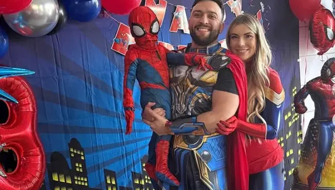 美國明星夫妻驚爆離婚　妻子看老公發文才知道