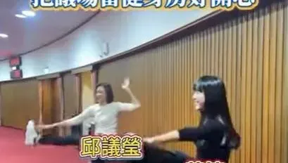 做完「波比跳」後問政　黃捷關心自己被罷免連署有冒名