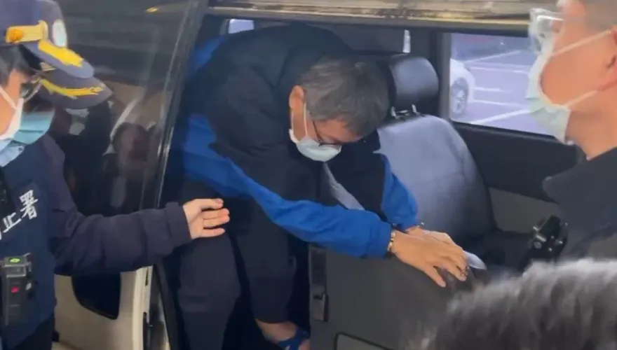 快訊/柯文哲手術結束！陳佩琪恢復室外等待