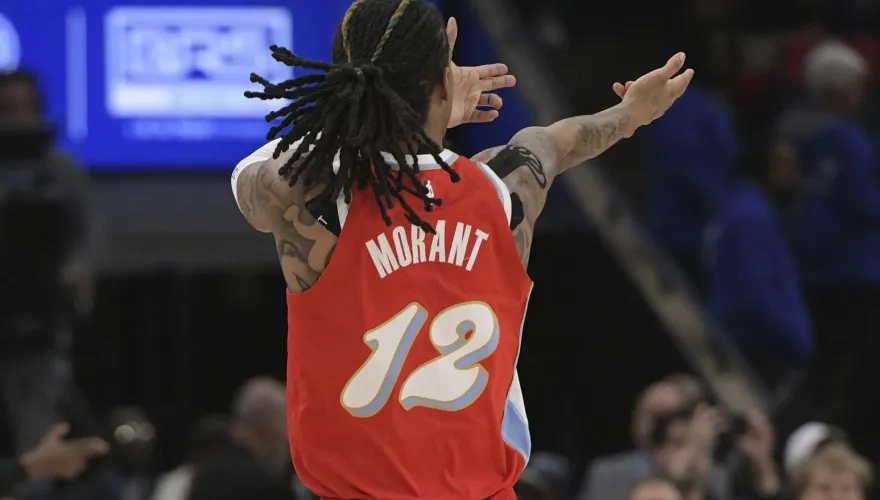 恐又被禁賽？莫蘭特對勇士板凳比開槍　NBA要查了