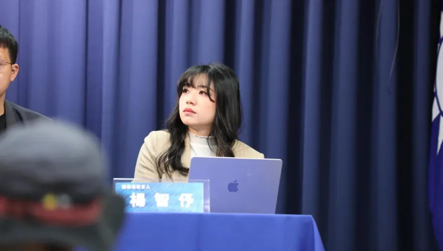 林楚茵大翻車！為罷免挺跳機逃官　慘遭藍美女發言人狠打臉