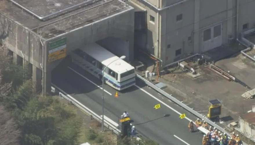東京2遊覽車追撞釀47傷含台灣人！旅遊平台承諾退費