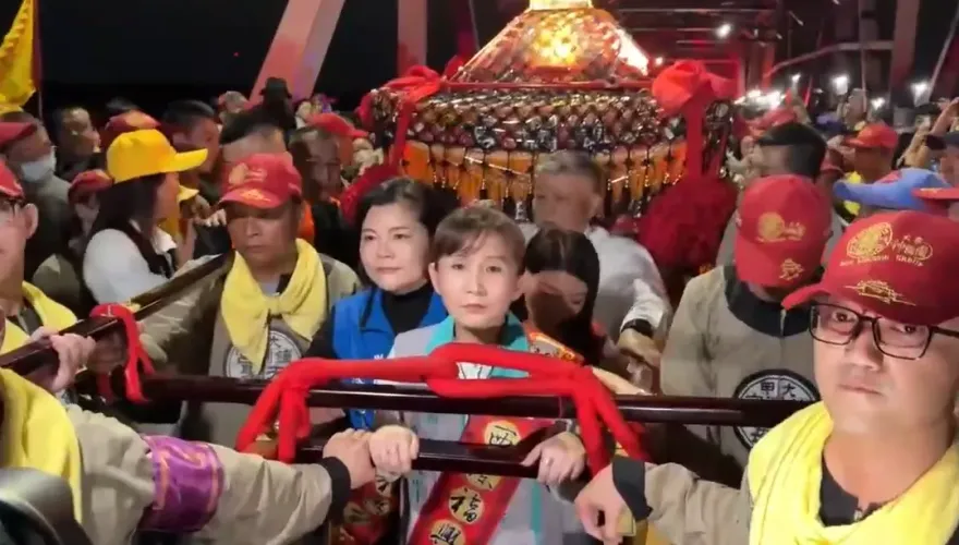 大甲媽進雲林上演「搶轎風波」！綠鎮長卡C位擠走張麗善