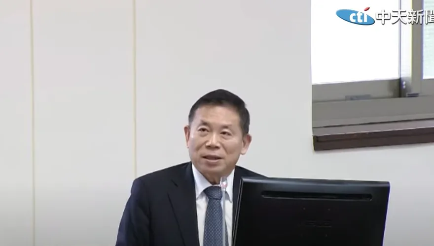 辭去國發會主委！劉鏡清「暴瘦7公斤」　賴清德致電關切