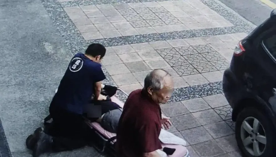 影/婦人遊鶯歌車上突無心跳　飆消防隊CPR救回一命