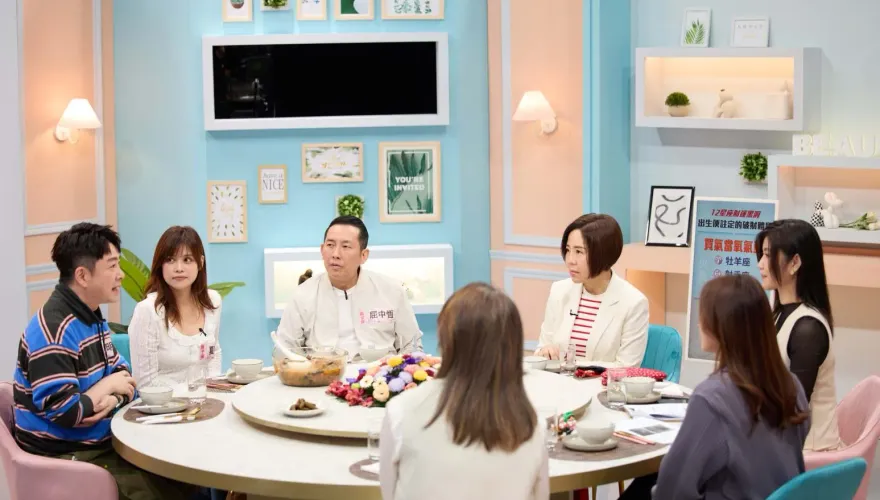屈中恆兼差跑外送！家中每月燒30萬　4小孩學費驚人