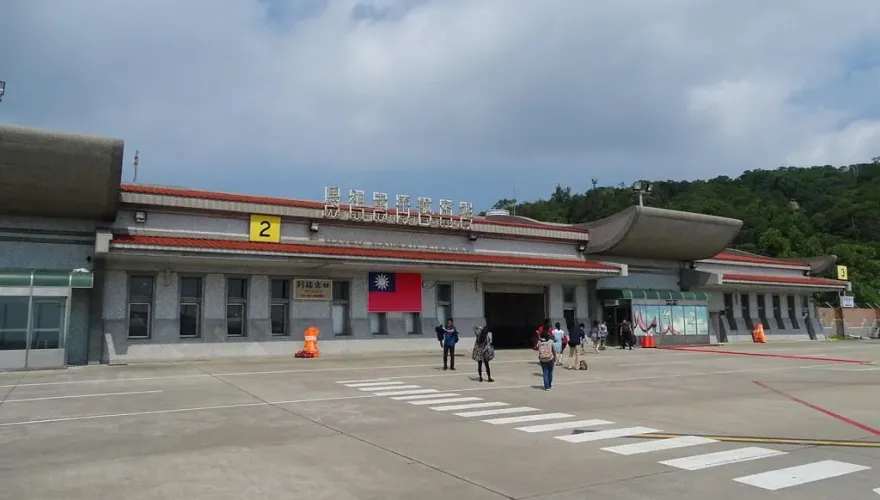 受濃霧影響！南竿機場下午起航班暫停起降