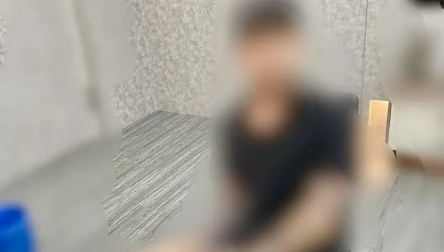 影/23歲男欠賭債遭擄囚禁　警8hrs救人逮3嫌