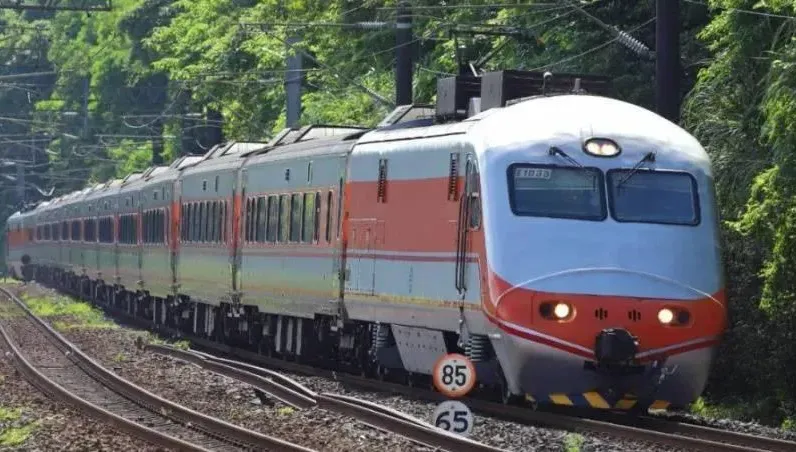 白沙屯媽祖進香！台鐵5月加開列車、增停及加掛車廂