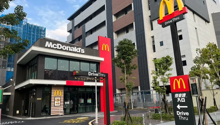 速食優惠快收！麥當勞冰炫風買1送1　肯德基「買1桶送1桶」