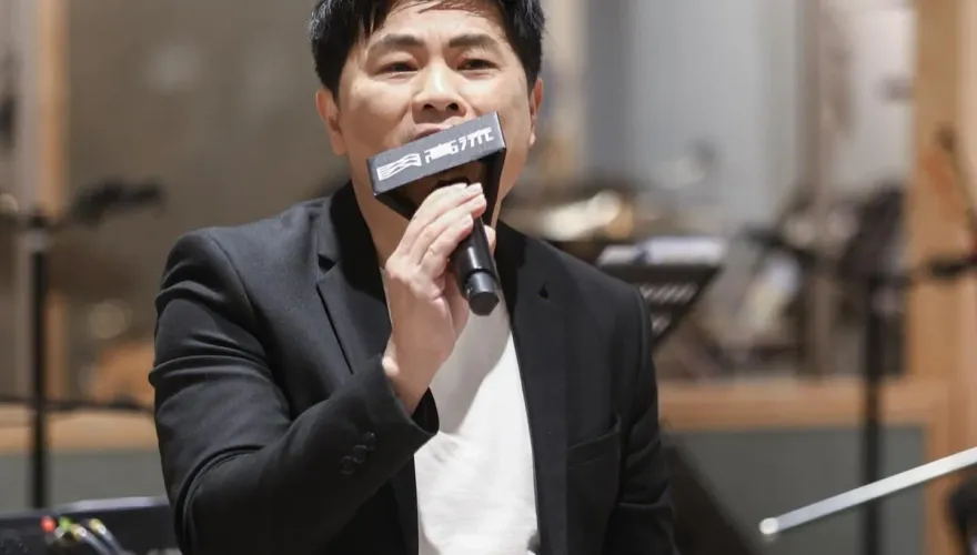 走不出喪父之痛！金曲歌王蘇明淵憶亡父淚崩：想到都會哭