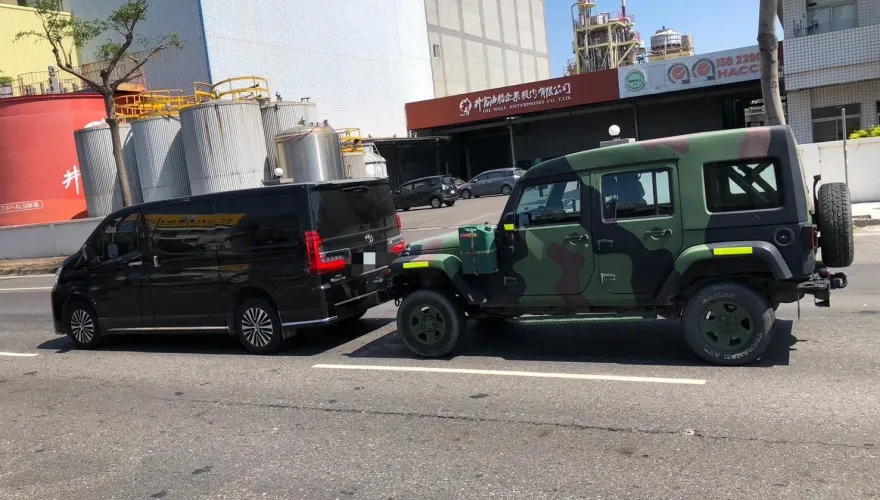 高雄軍車追撞「日系商旅運兵車」！軍方駕駛稱煞車失靈