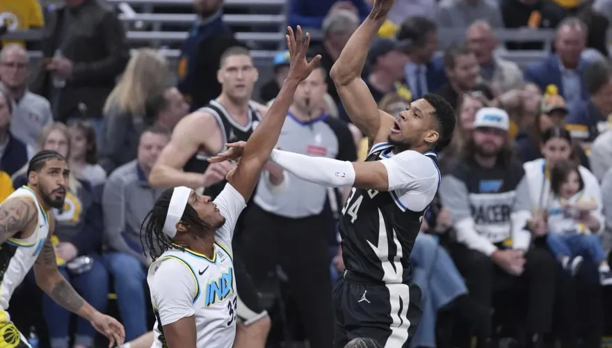 NBA/字母哥34分、18籃板難扮救世主　溜馬擊退公鹿搶2連勝