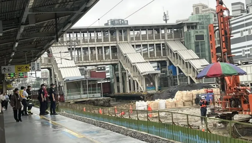 中壢臨時車站飄「濃厚瓦斯味」！　 鐵道局：已要求全面停工