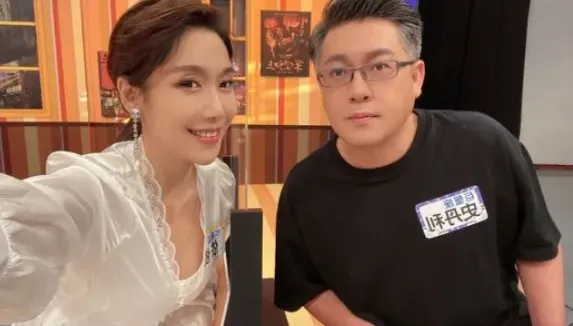 「最美雙胞胎」依依揭離婚關鍵！曝育兒理念不合：分開才能解決