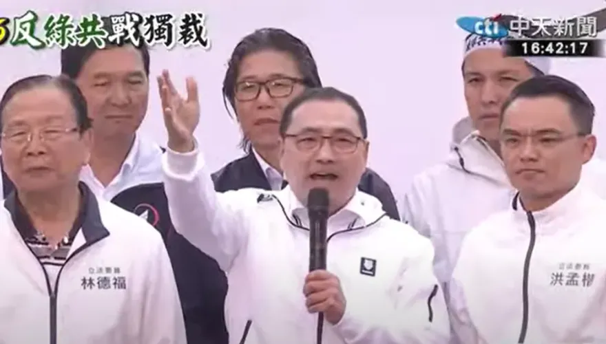 影/侯友宜426重砲開火：45年來看到台灣最黑暗的時刻！
