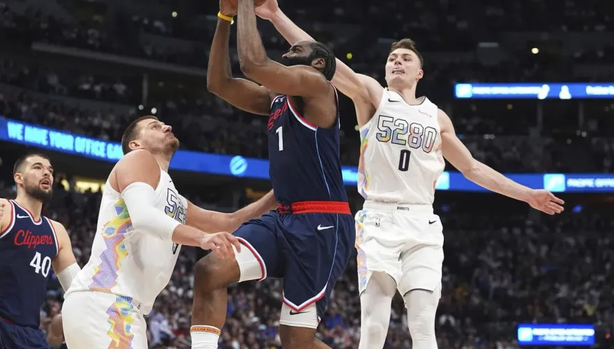 NBA/快艇3劍客狂砍79分！逼金塊進搶七生死戰