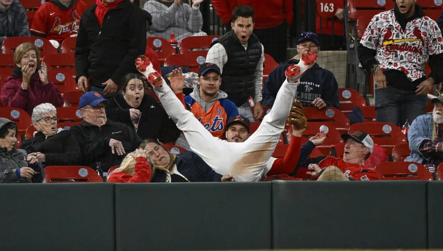 MLB/紅雀連3年沒季後賽打　亞倫納多、格雷考慮放棄不可交易條款