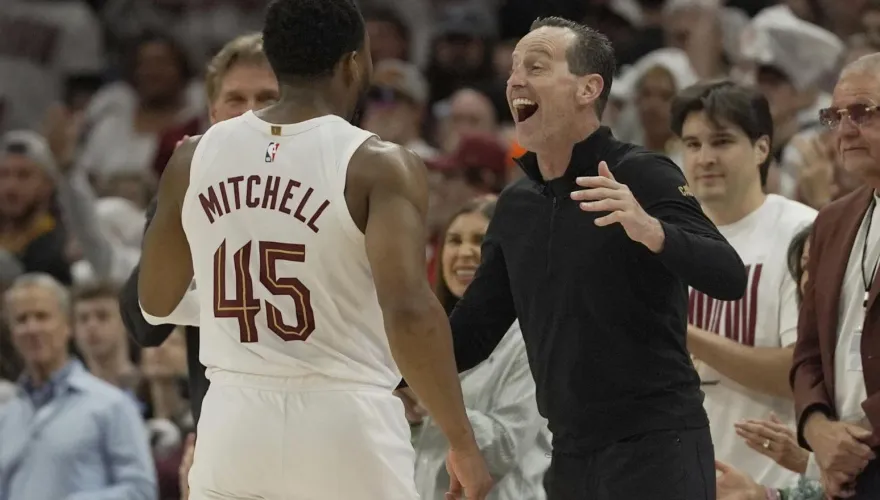 NBA/艾特金森率騎士摘東區龍頭　獲選年度最佳教練