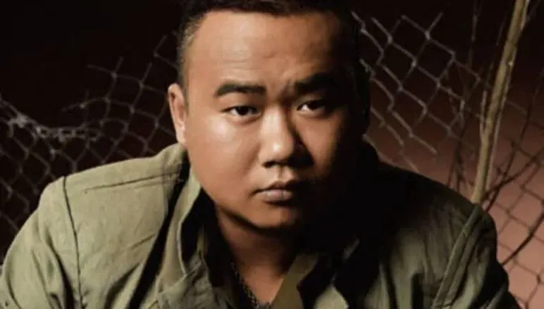 才開直播唱歌！Beyond最強徒弟苟偉突離世　享年44歲死因未公開