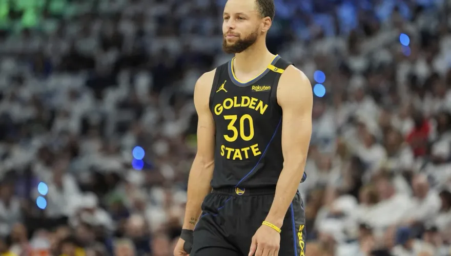 NBA/柯瑞受傷後落淚！勇士主帥給擁抱：為他感到難過