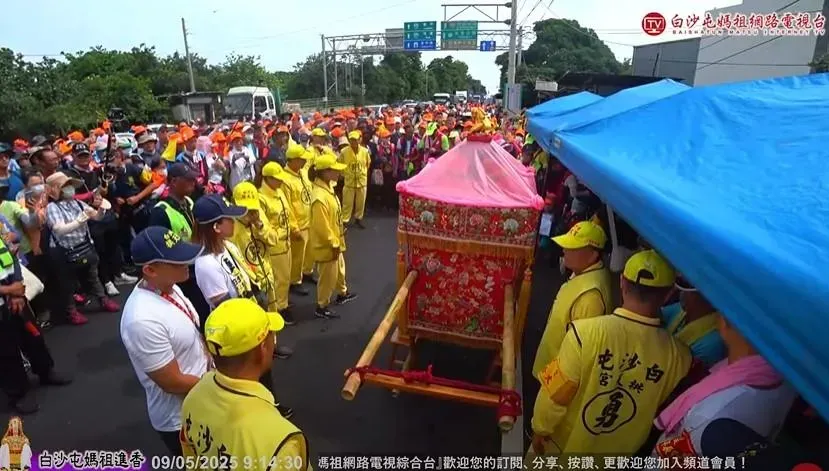 頭旗車被跨縣市海放！媽祖轉往海線感謝志工群