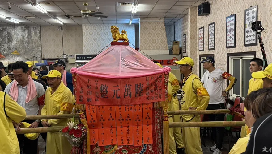 香燈腳抓到女賊！對方苦求發誓沒偷竊　他心軟放人走