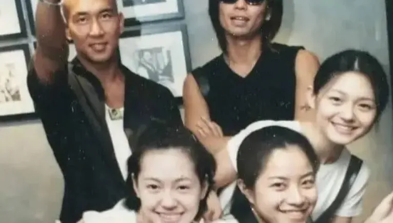 夢見大S！徐懷鈺PO昔「同框具俊曄」5人合照　惹鼻酸